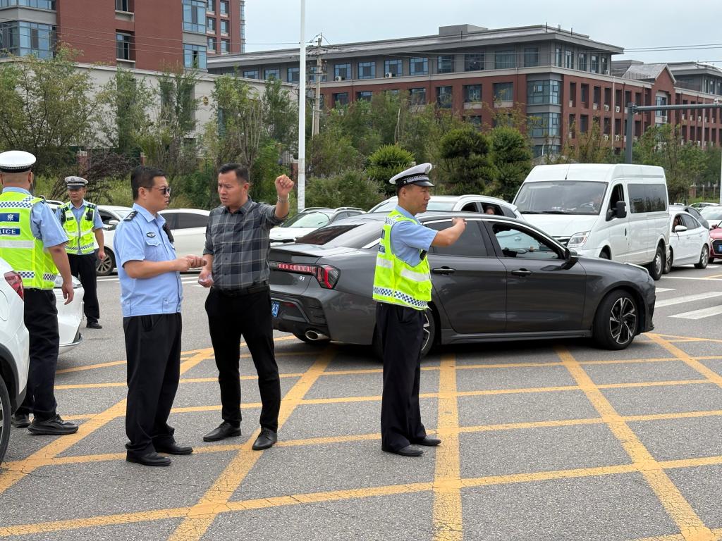 a52ffd11c742c4aef376c58317bee6c.jpg